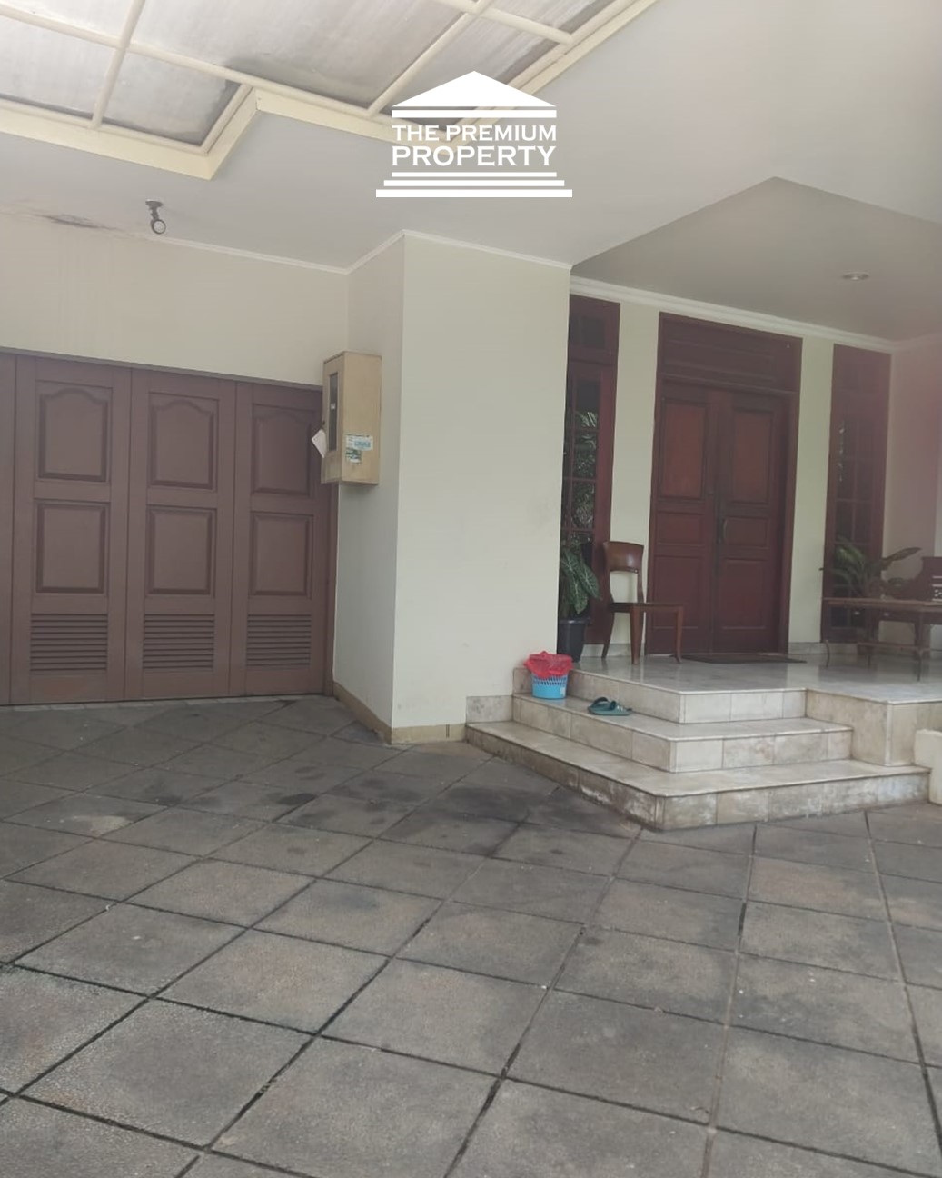 Rumah Dijual di Pondok Indah, 2 Lantai, 4 Kamar Tidur