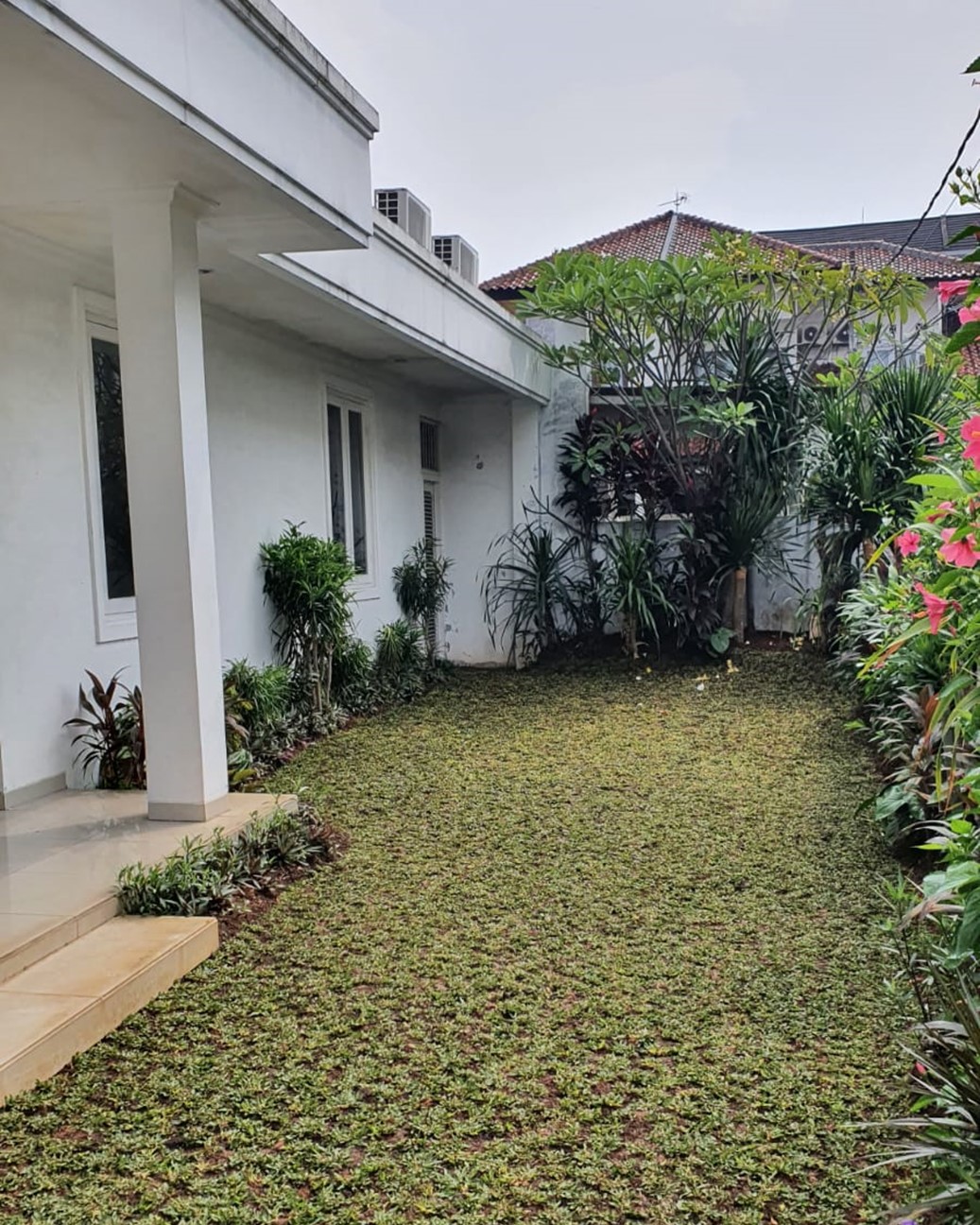 Dijual Rumah di Cipete, Dekat ke MRT Cipete, Taman Luas, 1 Lantai