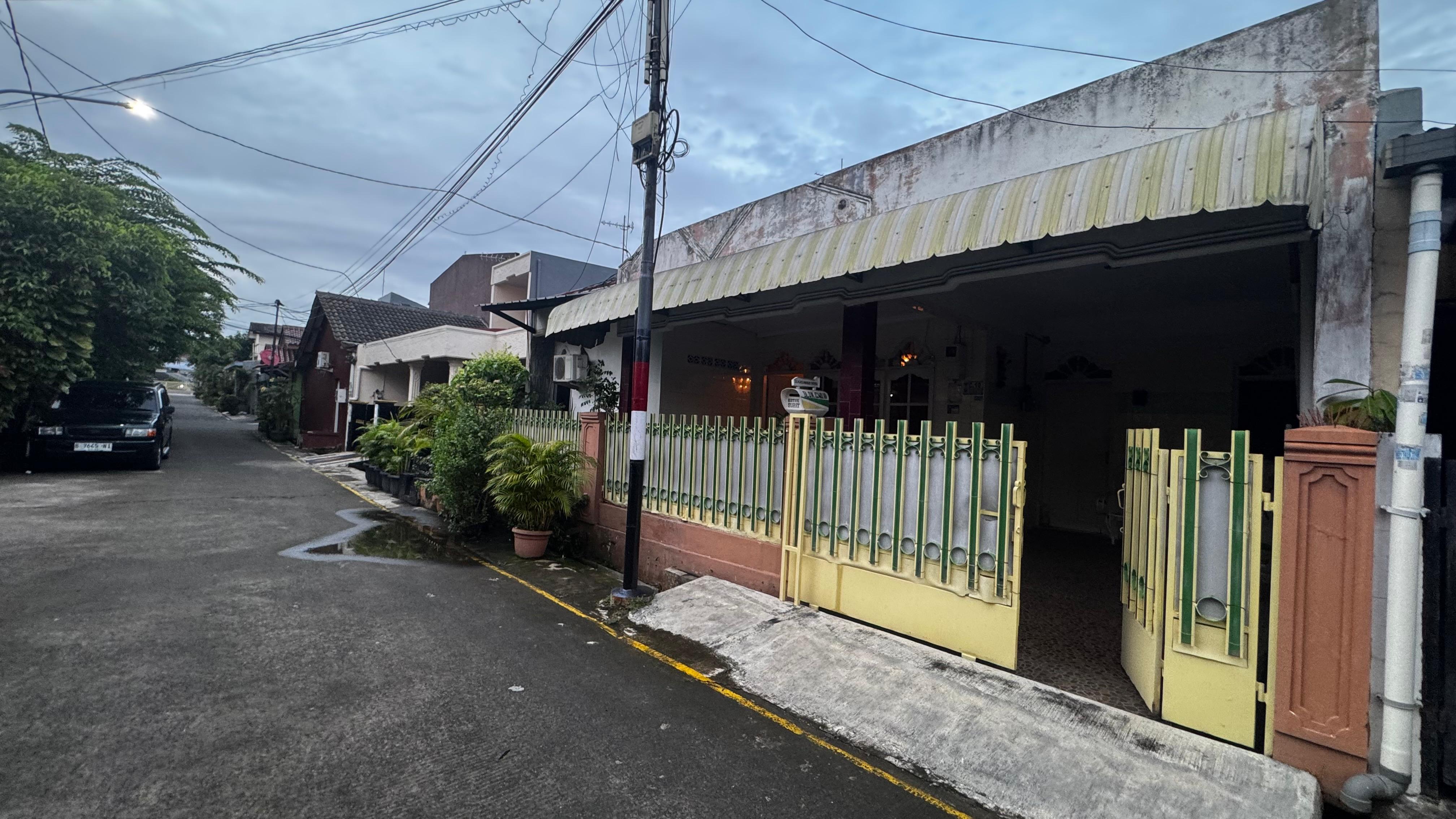 Jual Rumah Hitung Tanah, Hanya 8 Menit Ke Pakuwon Mall Bekasi