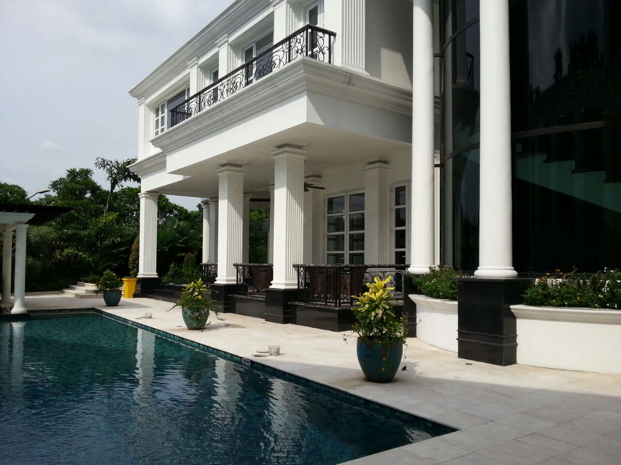 Dijual Rumah Mewah Fully Furnished, Lux, Marmer, Lokasi Cinere