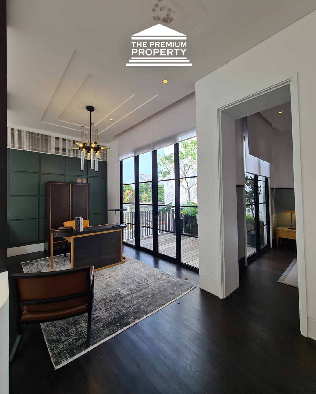 Rumah Mewah 3 Lantai + Rooftop - Dekat PIM. Dalam Komplek Eksklusif