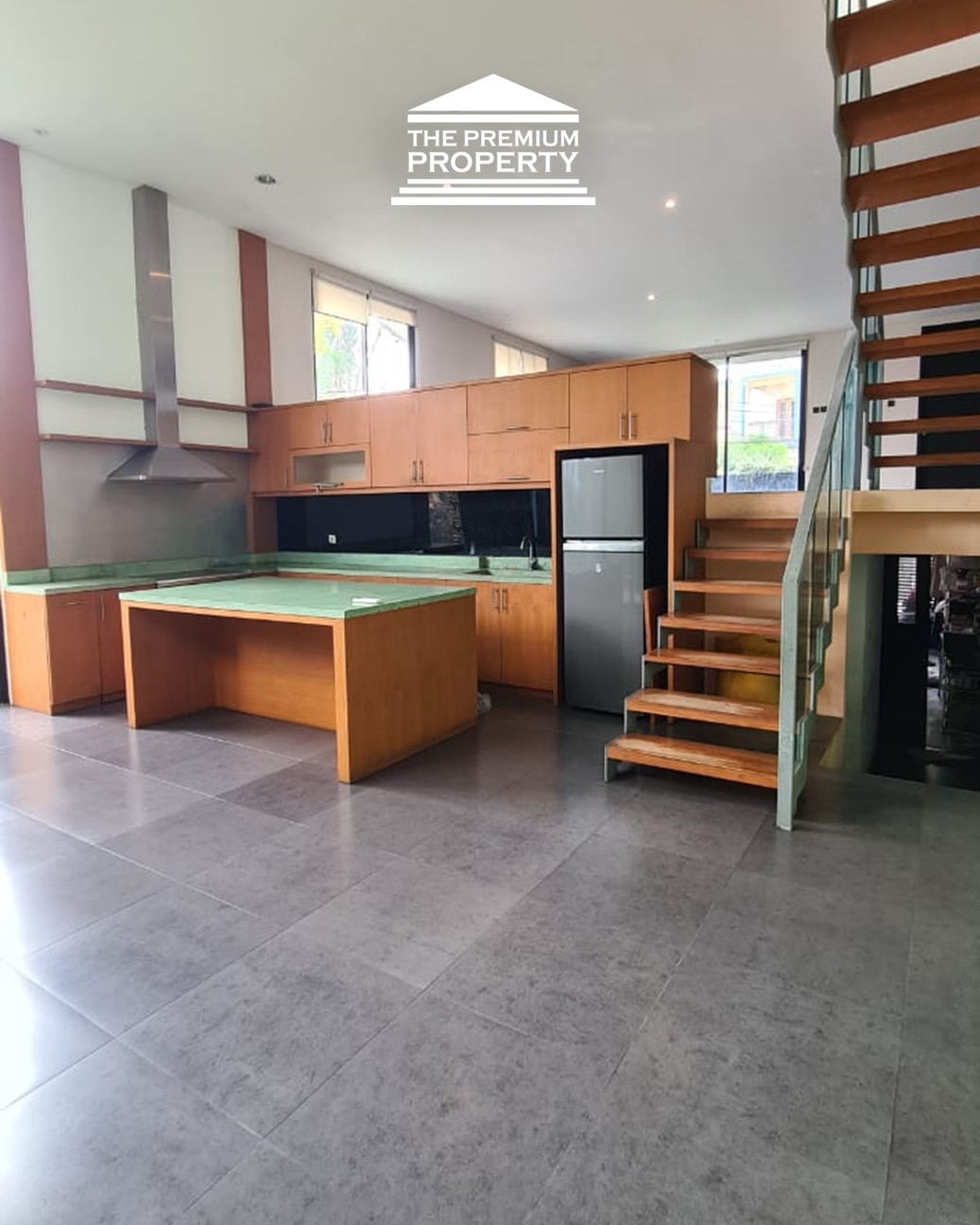 Rumah Minimalis Area Radio Dalam, Dekat ke Mal Pondok Indah, Area Tenang!