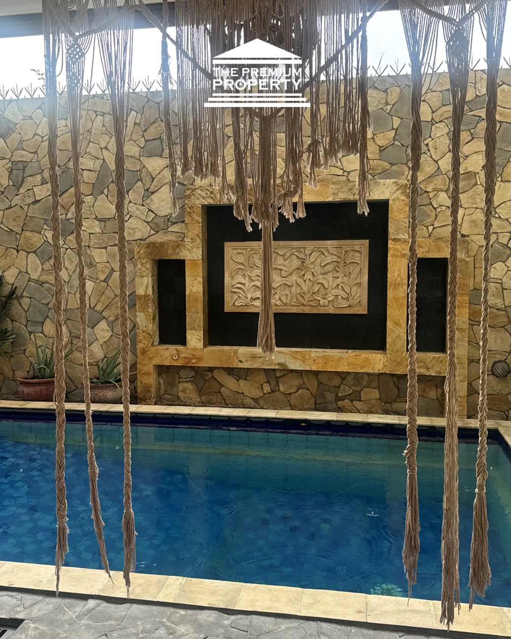 Rumah Mewah Cipete Utara Ada Kolam Renang – LT 345m2, Lokasi Elit Dekat Kemang
