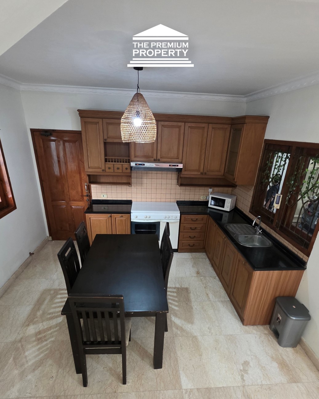 Rumah Mewah Cipete Utara Ada Kolam Renang – LT 345m2, Lokasi Elit Dekat Kemang