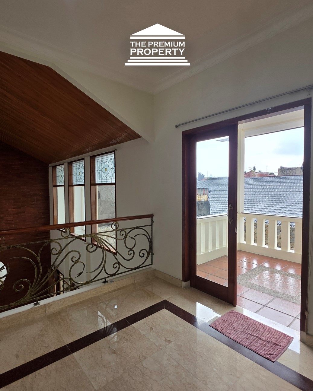 Rumah Mewah Cipete Utara Ada Kolam Renang – LT 345m2, Lokasi Elit Dekat Kemang