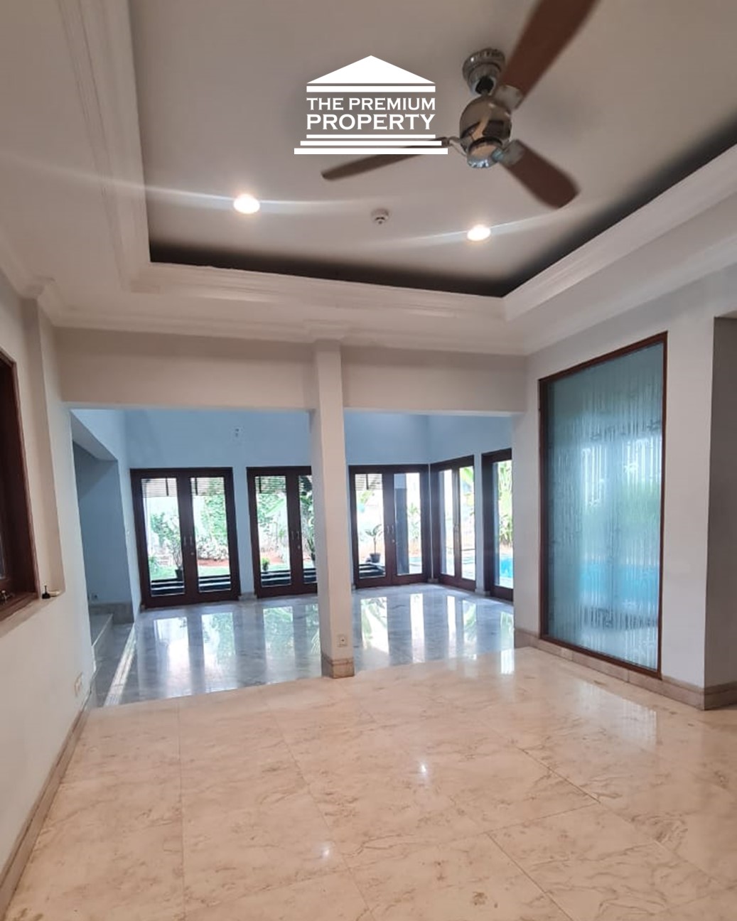 Rumah Mewah Karya Hadiprana di Cilandak – LT 840m2, Private Pool & Basement