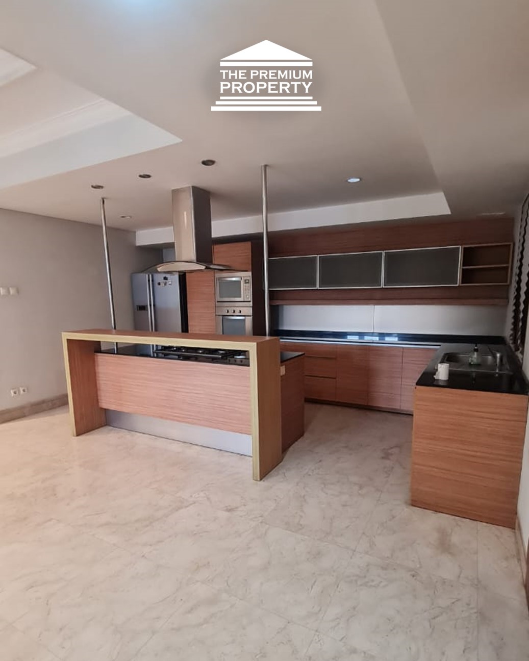 Rumah Mewah Karya Hadiprana di Cilandak – LT 840m2, Private Pool & Basement