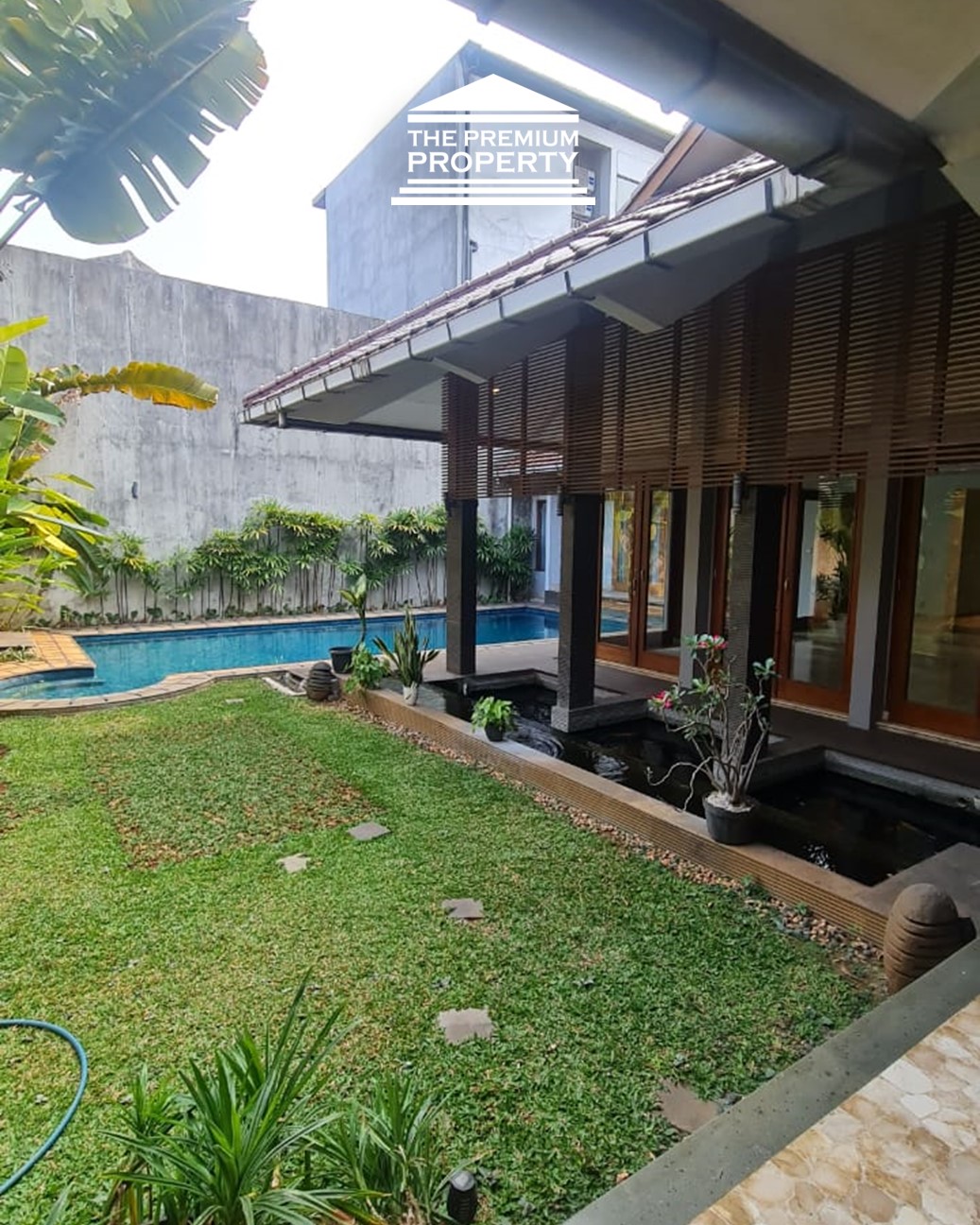 Rumah Mewah Karya Hadiprana di Cilandak – LT 840m2, Private Pool & Basement