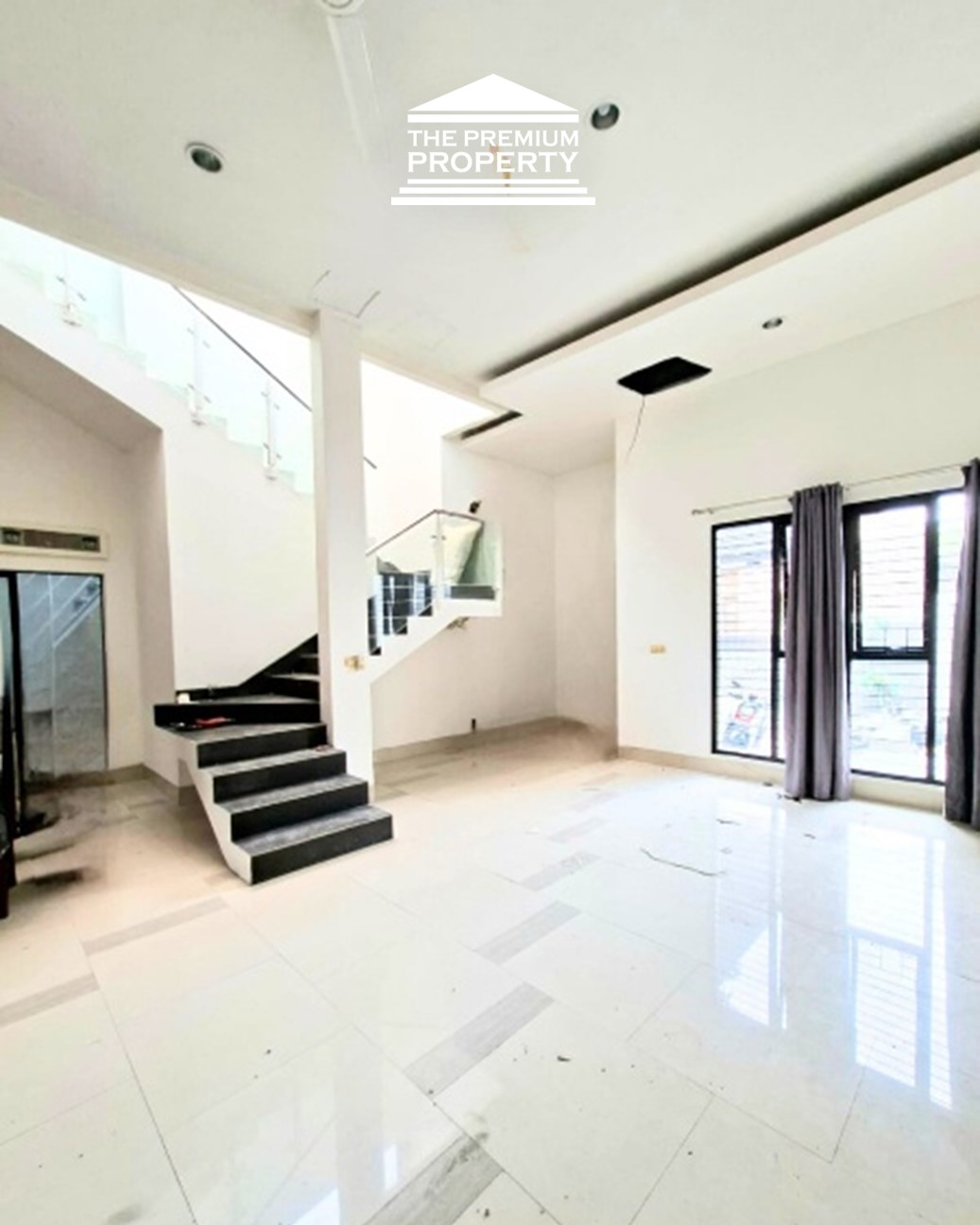 Rumah Dijual Kebayoran Baru Jakarta Selatan, 2 Lantai Dekat PIM & Blok M