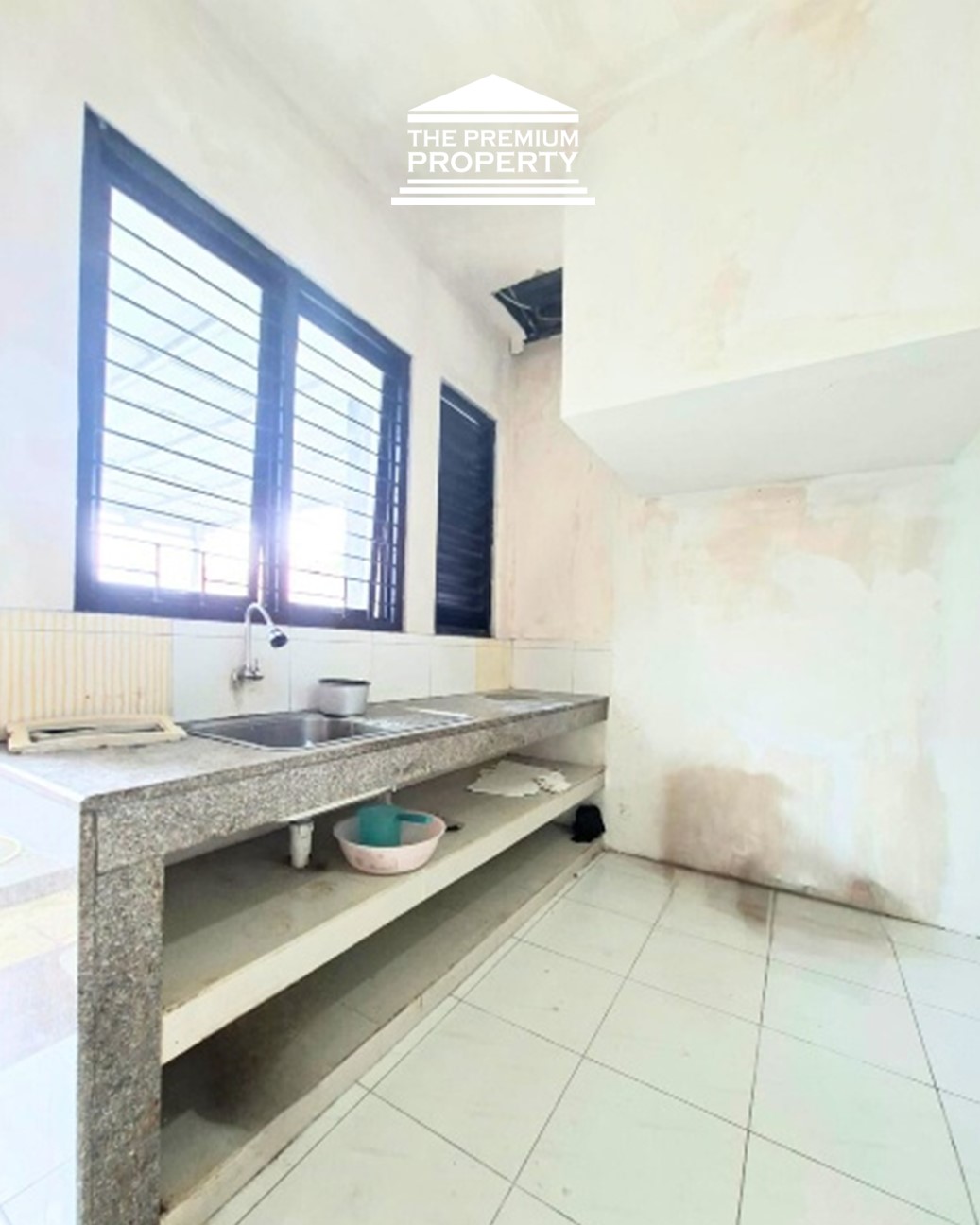 Rumah Dijual Kebayoran Baru Jakarta Selatan, 2 Lantai Dekat PIM & Blok M