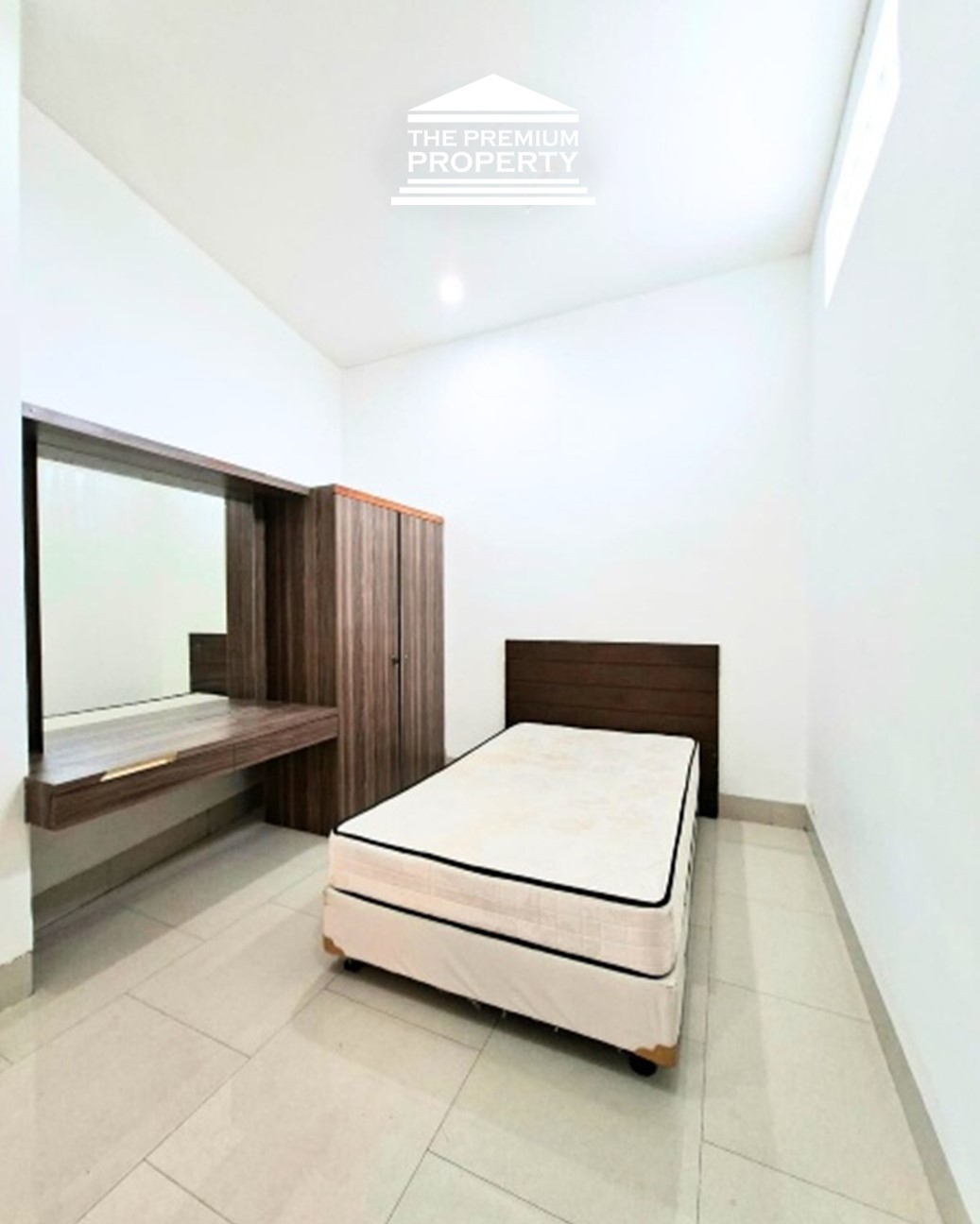 Rumah Dijual Kebayoran Baru Jakarta Selatan, 2 Lantai Dekat PIM & Blok M