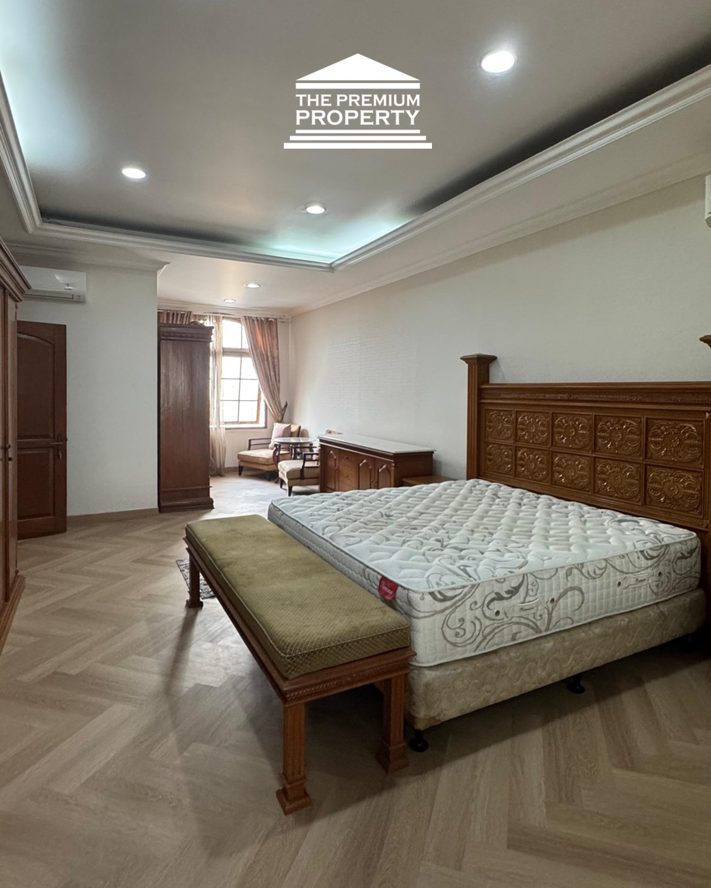 Sewa Rumah Luas di Menteng, Jakarta Pusat, Private & Nyaman, LT 639 LB 700