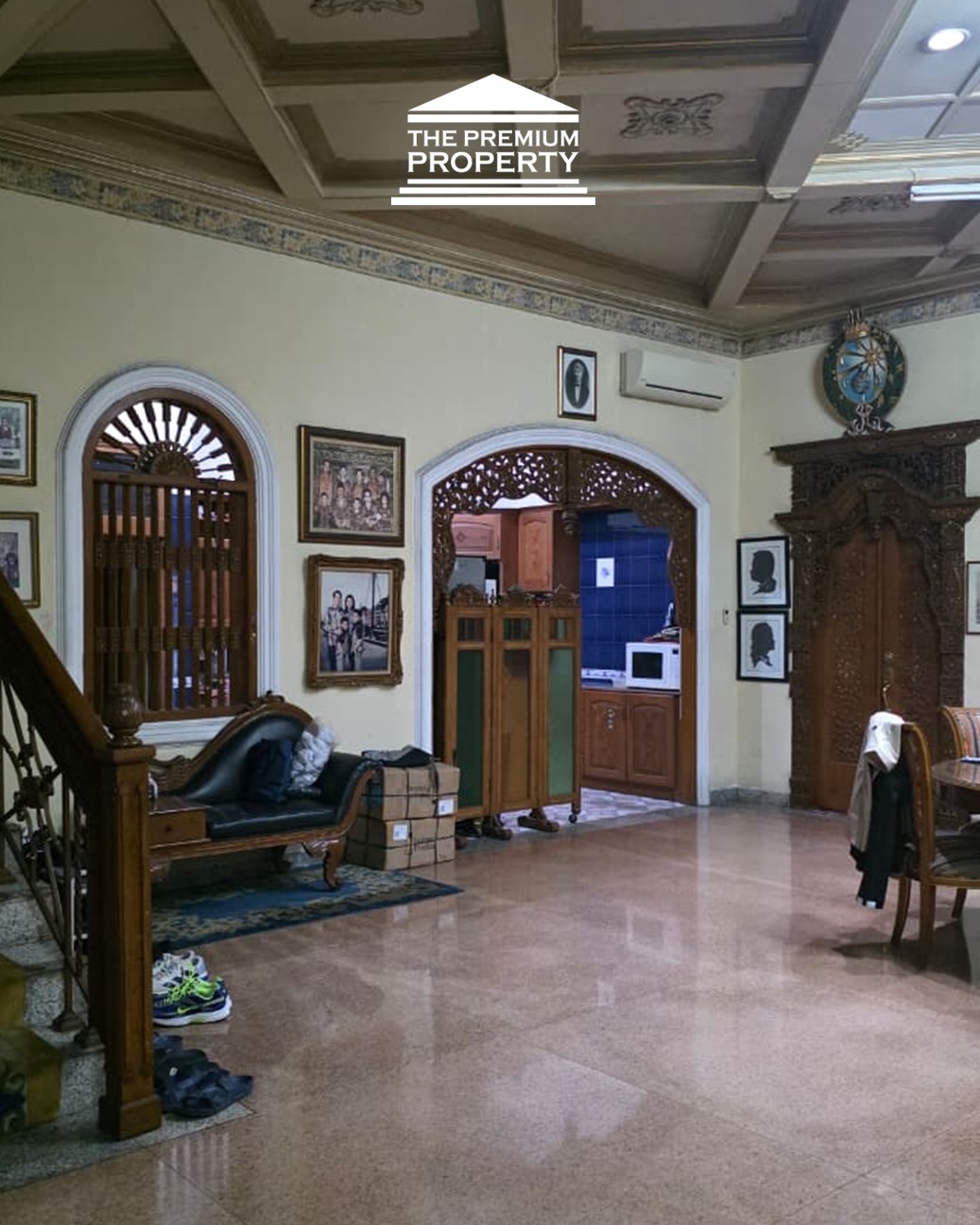 Rumah Klasik 2 Lantai di Lokasi Premium Menteng Jakarta Pusat