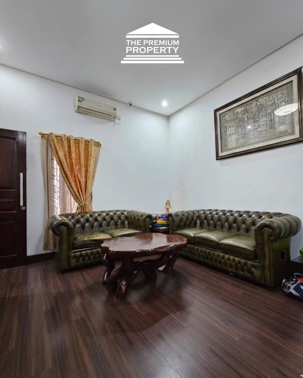 Dijual Rumah Kebayoran Baru Area Wijaya, 3 Lantai SHM Lokasi Premium