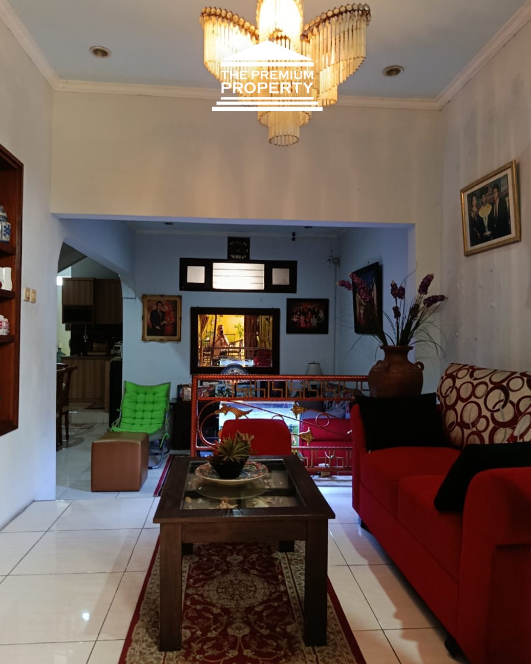 Dijual Rumah 2 Lantai di Mampang Prapatan, Jalan Lebar 2 Mobil, Luas Tanah 190 m2, 7 Kamar Tidur
