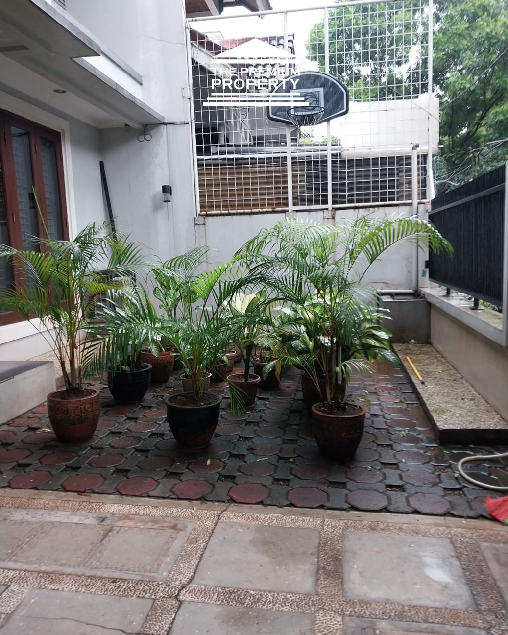 Rumah Dijual di Pondok Indah-2Lantai, 4 Kamar Tidur, Area Pinang