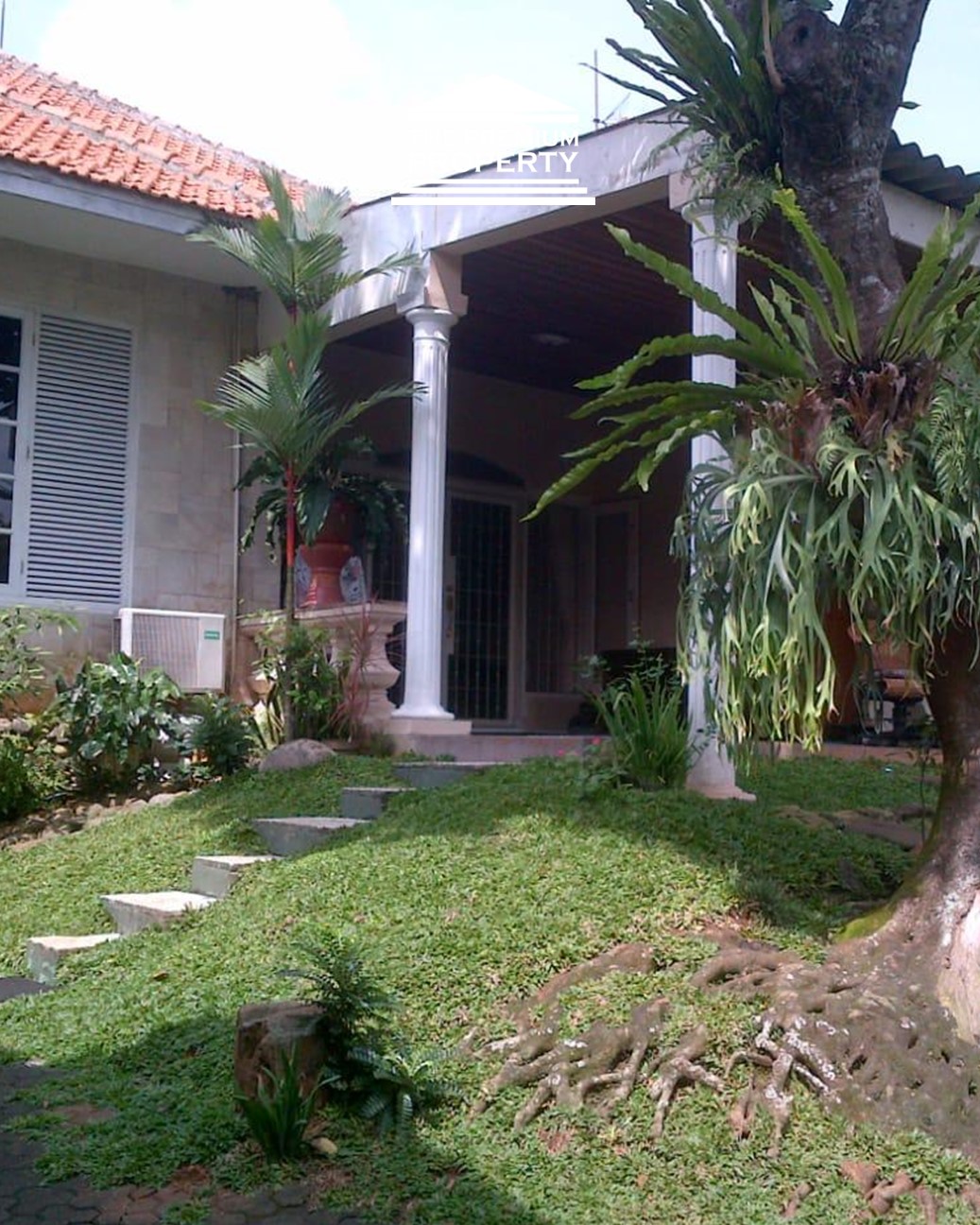 Dijual Rumah Lama Hitung Tanah di Kebagusan, Luas tanah 2100 m2