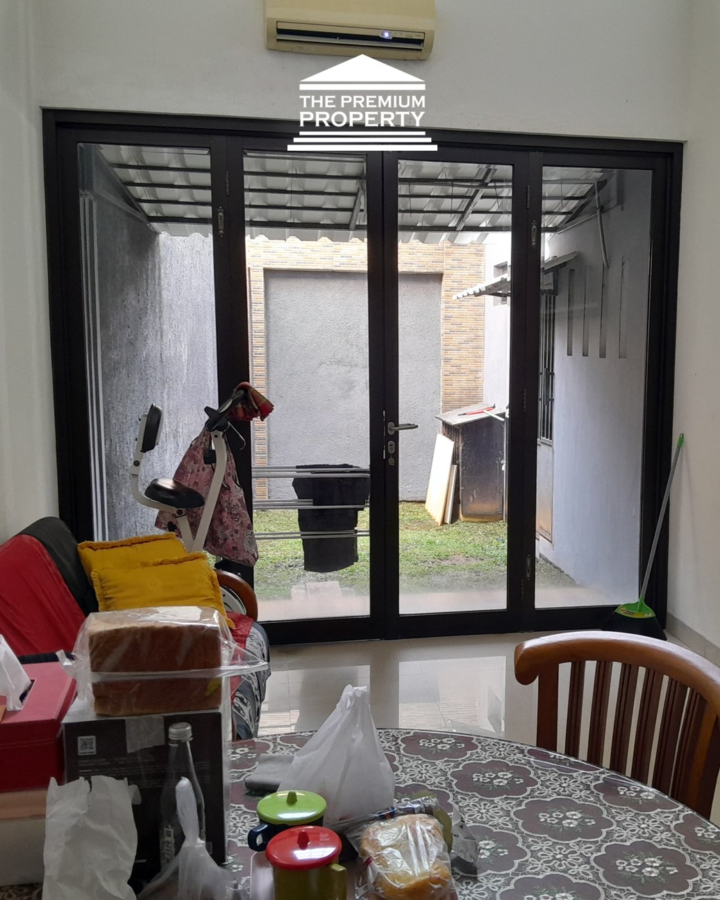 Rumah Dijual di Duren Tiga, Jalan Lebar, 2 Lantai, 4 Kamar Tidur