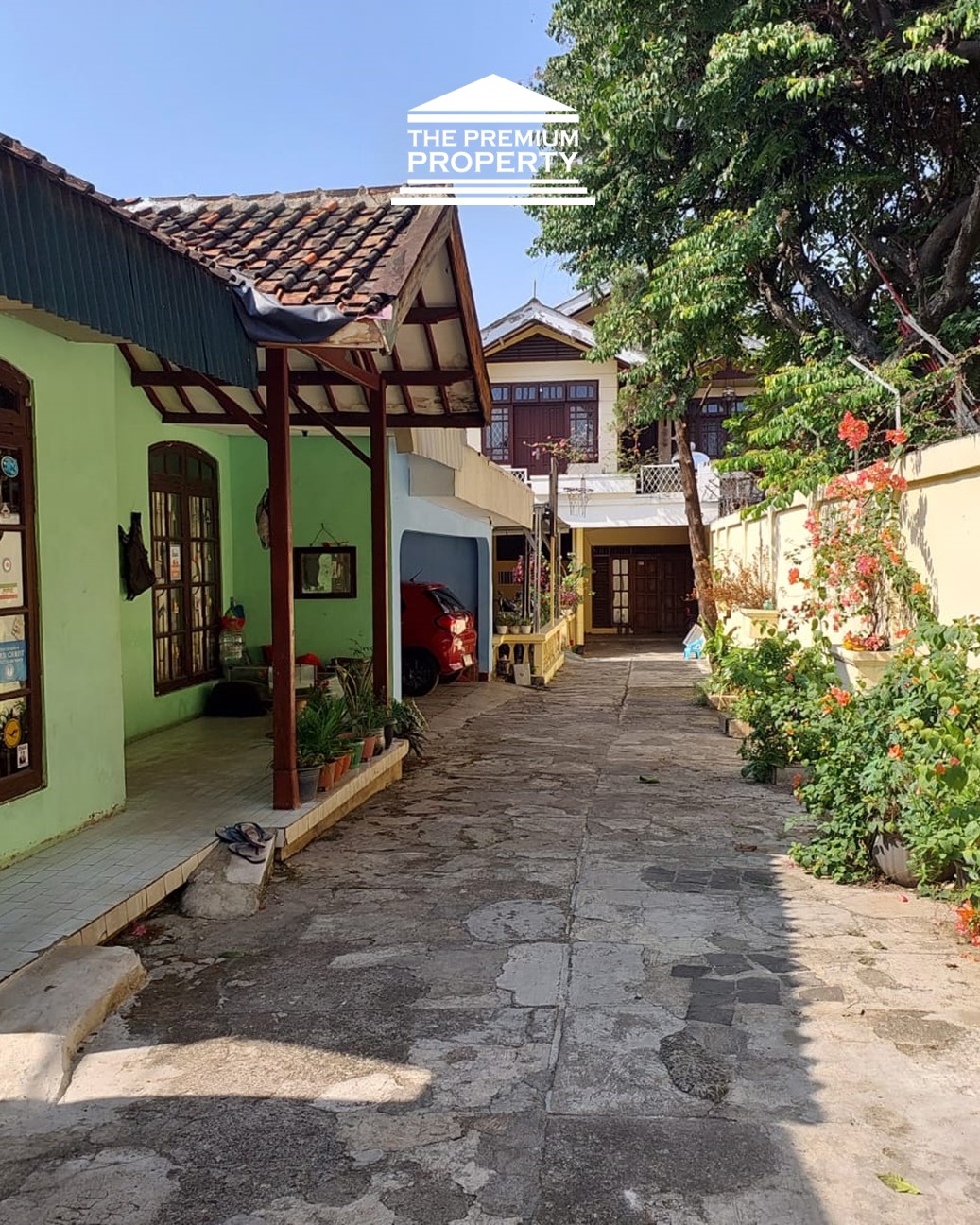 Rumah Dijual di Lenteng Agung, 2 Lantai, 8 Kamar Tidur