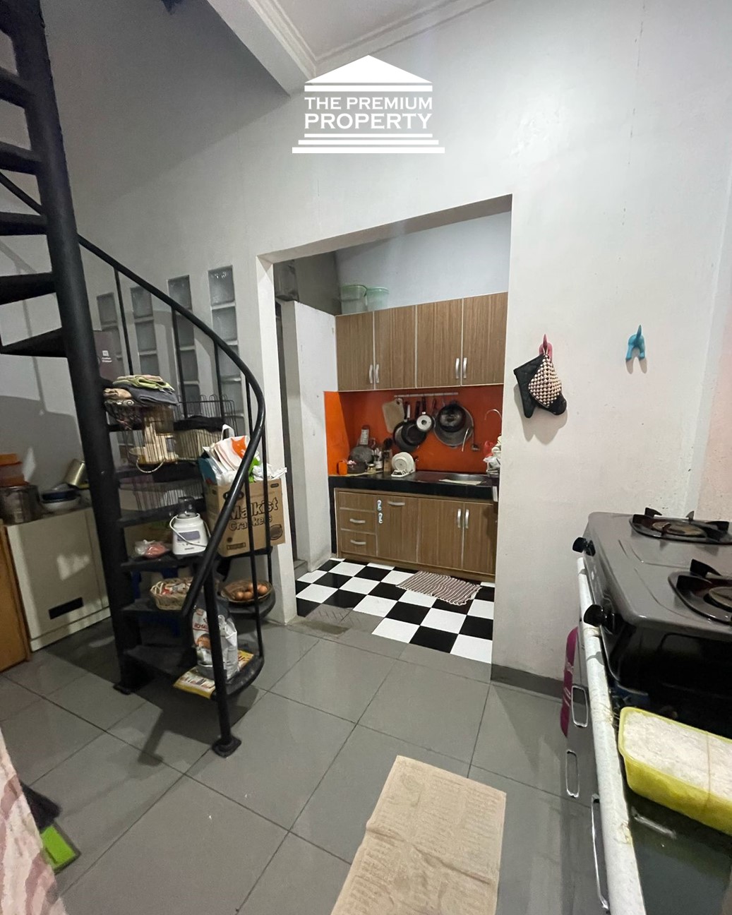Rumah Dijual di Kebayoran Baru, Ada Rumah Utama dan Rumah Kost 8KT Furnished, Ada Kios Bisa Disewa