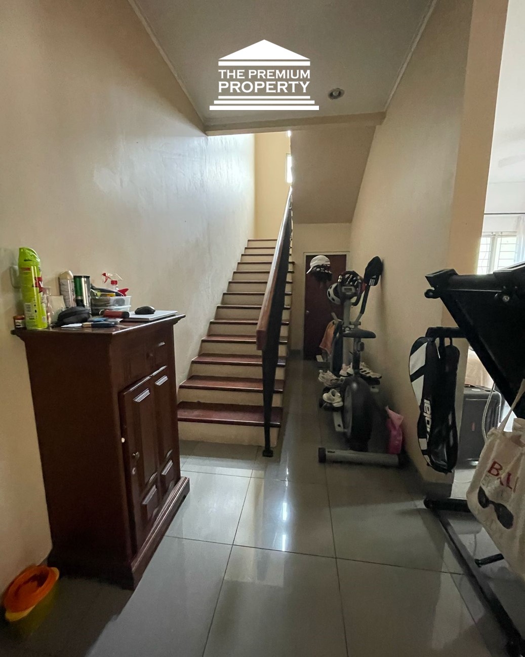 Dijual Rumah di Kebayoran Baru. Ada Rumah Utama dan Rumah Kost 8KT Furnished, Ada Kios Bisa Disewa