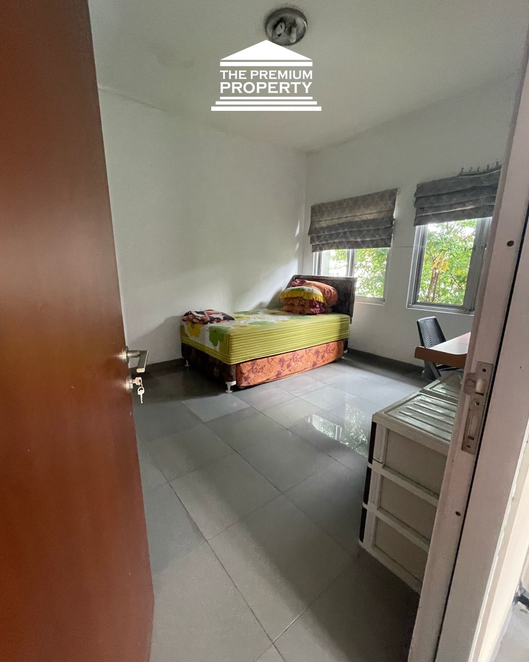 Dijual Rumah di Kebayoran Baru. Ada Rumah Utama dan Rumah Kost 8KT Furnished, Ada Kios Bisa Disewa