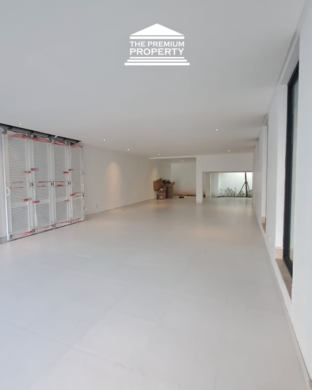 Rumah B New Classic Mediterania, Siap Huni, Jalan Lebar, Asri, Lift, Ada 1KT/KM Dibawah