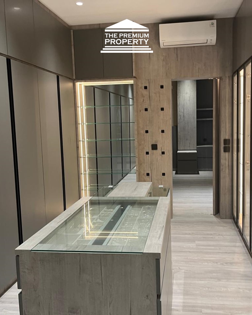 Brand New House 3 Lantai, Ada Tempat Lift! Rumah Dijual di Pondok Indah.