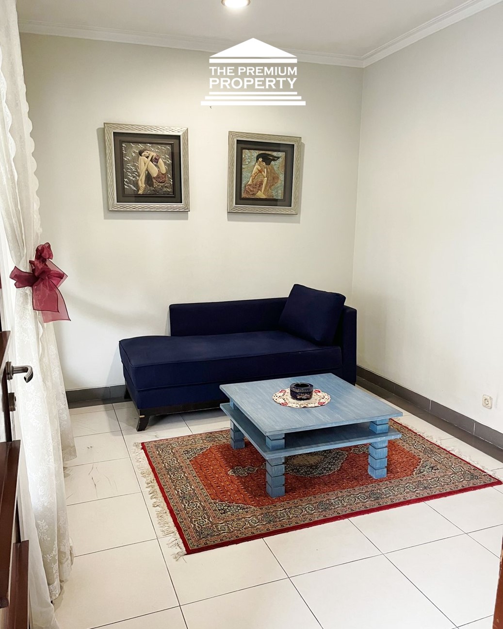 Rumah Furnished 2 Lantai, 3 Kamar Tidur, Rumah Dijual di Pondok Indah
