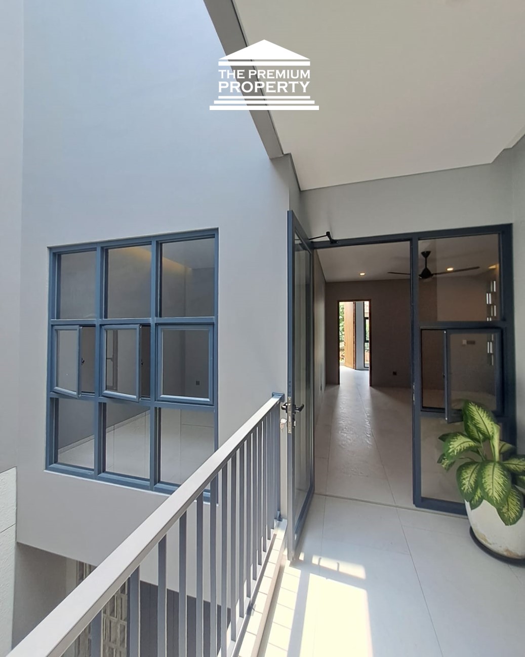 Dijual Rumah Baru 3 Lantai di Pondok Indah – Ada Kamar Tidur di Lantai 1