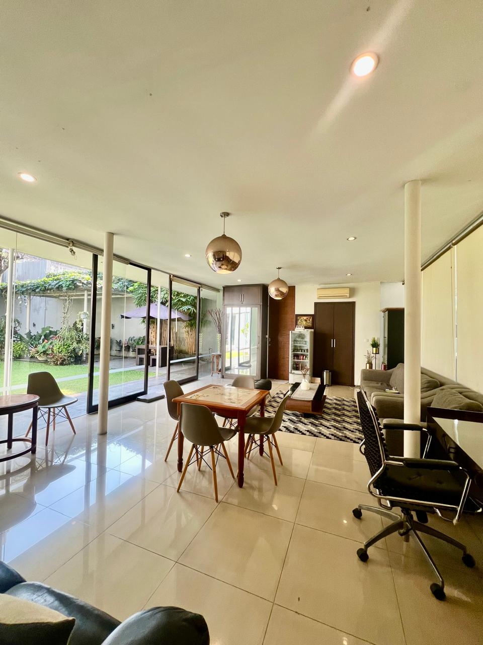 Rumah Cocok Usaha Resto, Cafe, Klinik, Kantor, Area Dekat Panglima Polim, Dharmawangsa, Blok M