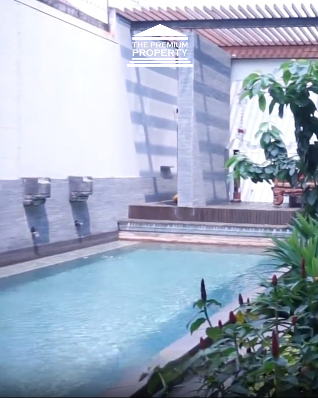Dijual Rumah di Kebayoran Baru, 2 Lantai, Ada Kolam Renang. Lokasi Strategis
