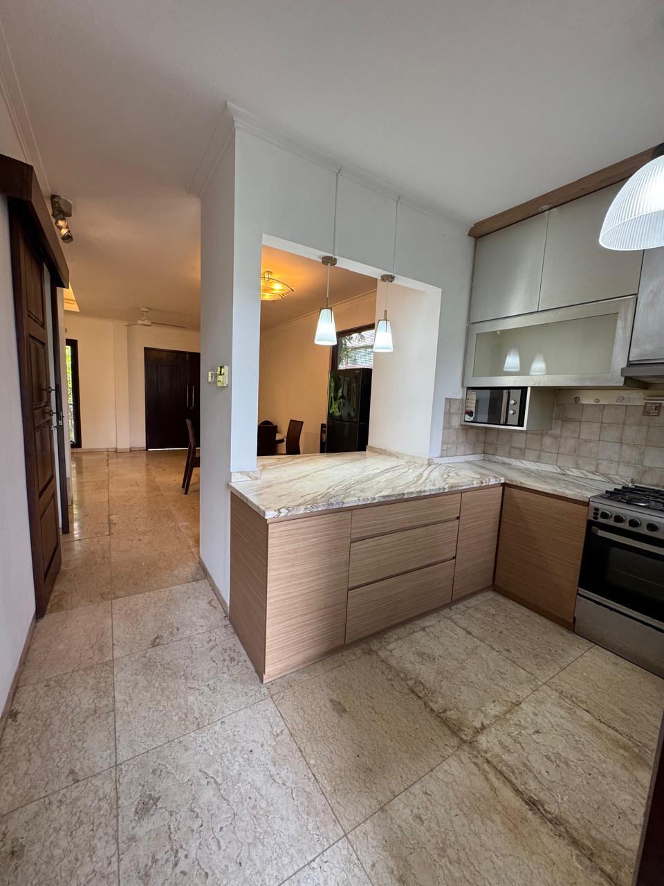 Rumah Disewakan di Cipete, Dalam Komplek Townhouse, Semi Furnished, Partially Renovated