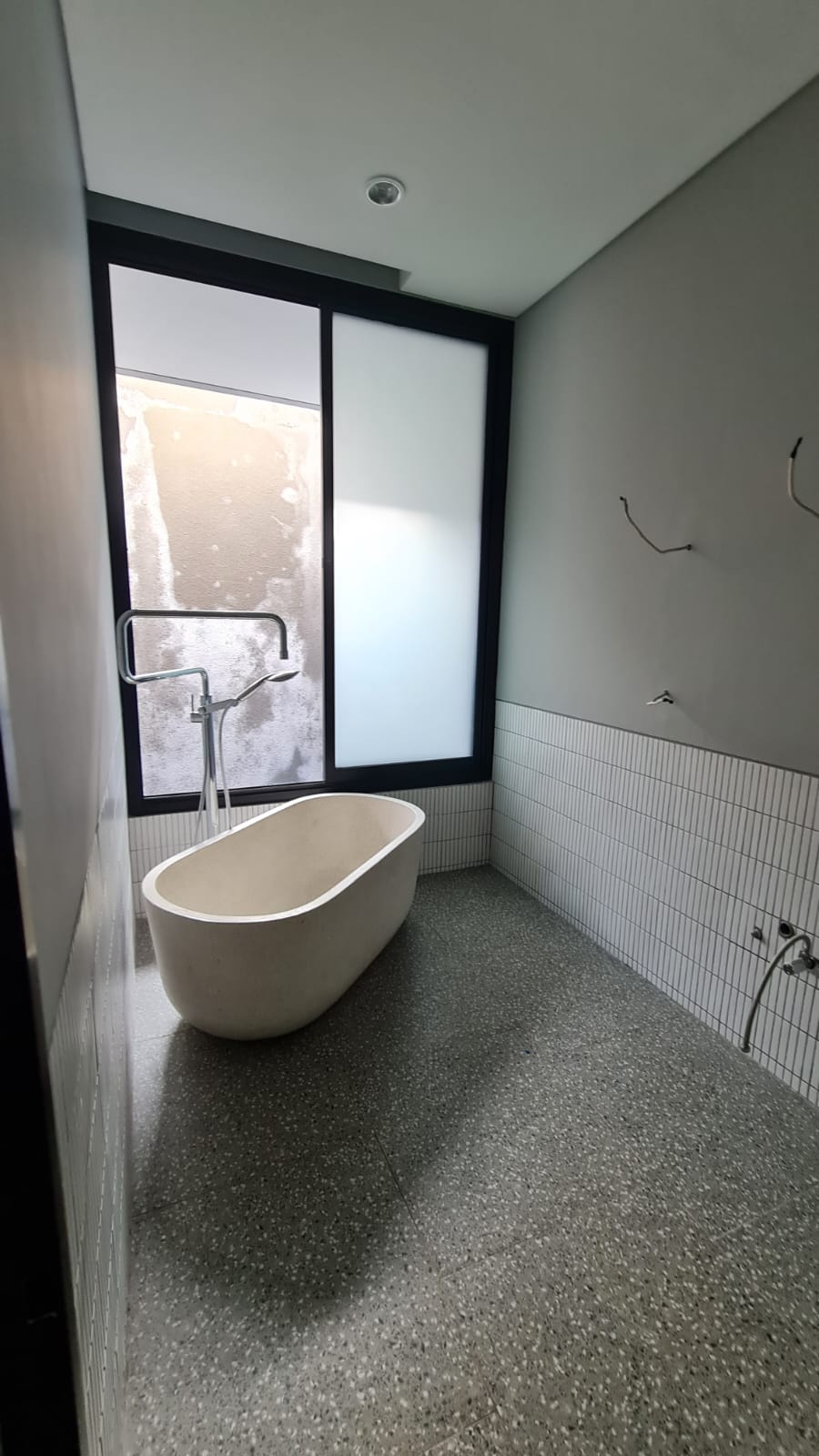 Rumah Brand New di Permata Hijau, 3,5 Lantai, Smart Home System, Dalam Town House