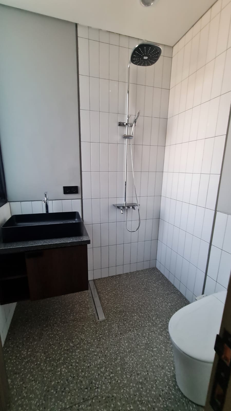 Rumah Brand New di Permata Hijau, 3,5 Lantai, Smart Home System, Dalam Town House