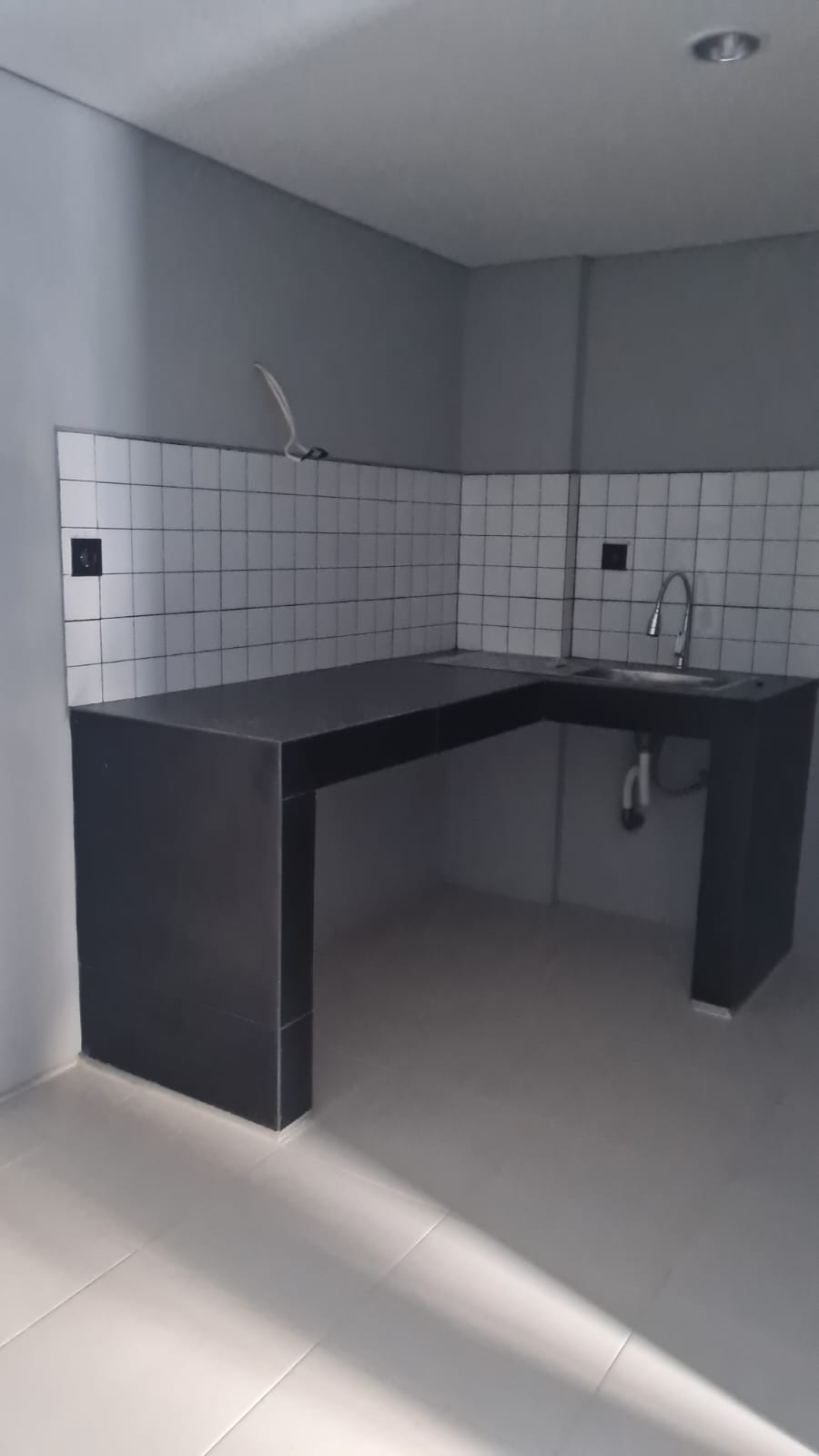 Rumah Brand New di Permata Hijau, 3,5 Lantai, Smart Home System, Dalam Town House