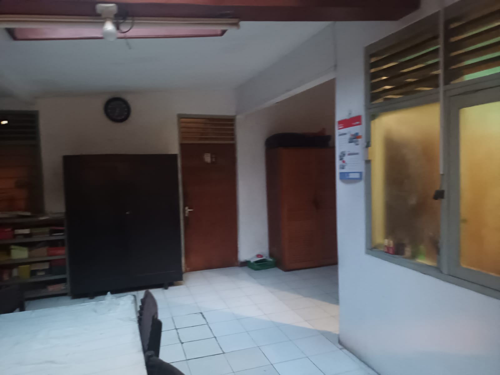 Dekat Permata Hijau! Rumah 250m² Cocok Jadi Kost, Ruko, atau Mini Market!