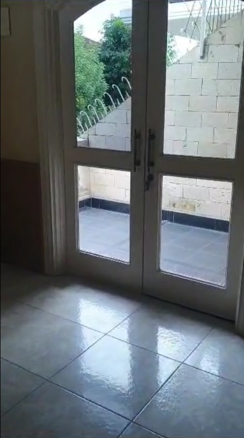 Rumah 2 Lantai di Permata Hijau, Dekat Rs Medika Dan Itc Permata Hijau