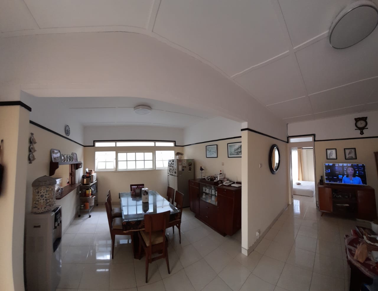 Rumah Dijual di Cilandak, 1,5 Lantai, Rapi dan Terawat