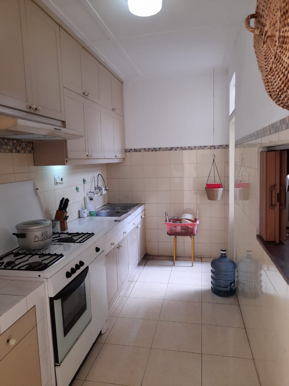 Rumah Dijual di Cilandak, 1,5 Lantai, Rapi dan Terawat