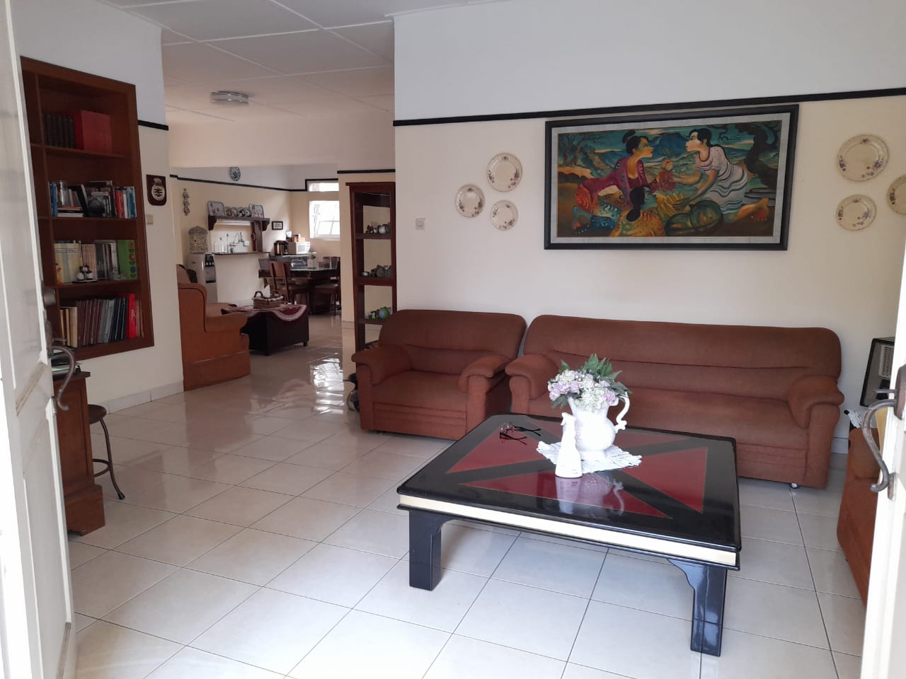 Rumah Dijual di Cilandak, 1,5 Lantai, Rapi dan Terawat