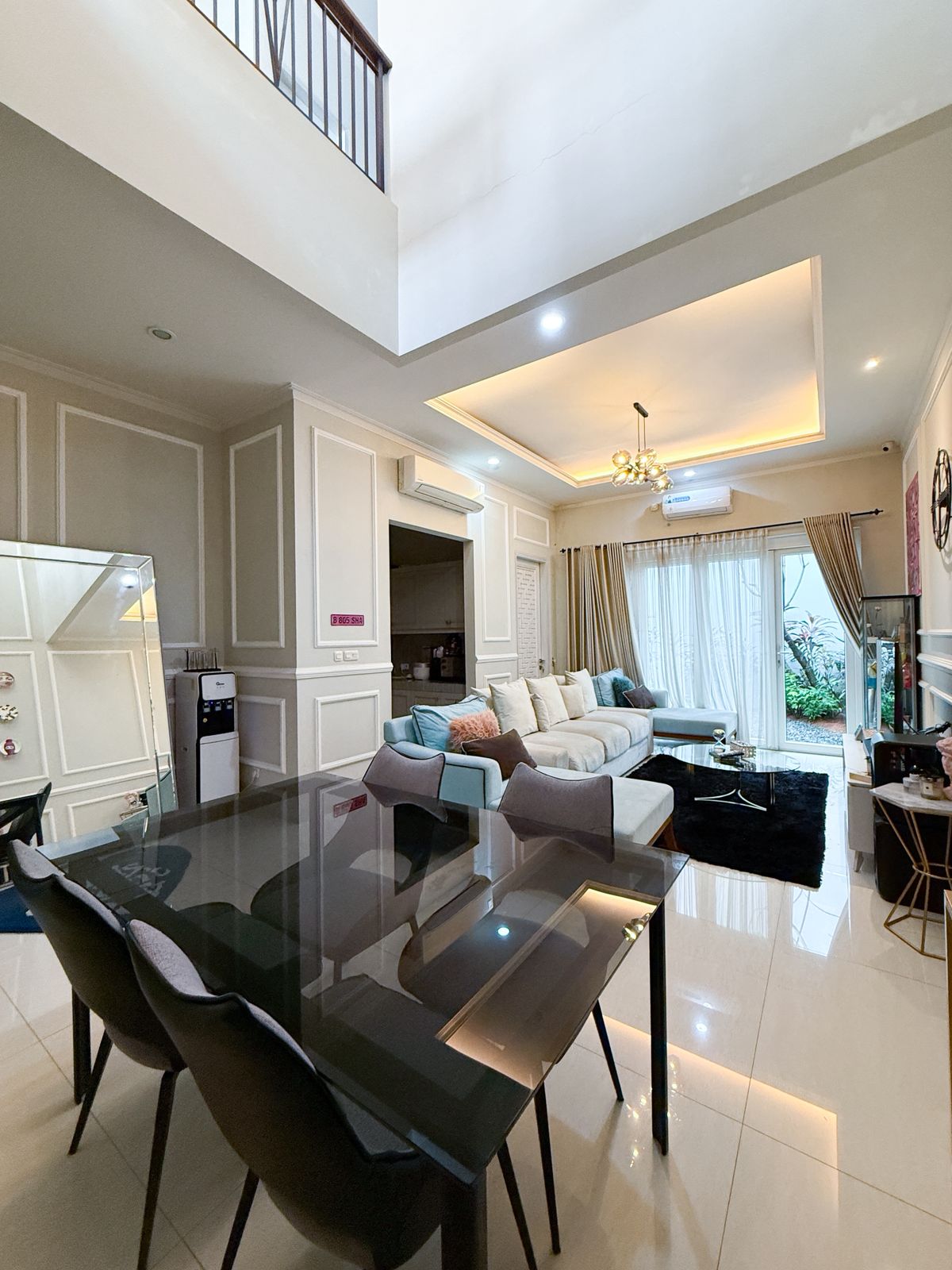 Rumah Dalam Komplek, Security 24 Jam, Furnished, Bebas Banjir