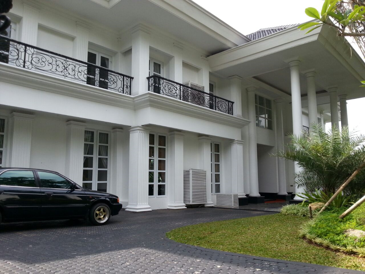 Dijual Rumah Mewah Fully Furnished, Lux, Marmer, Lokasi Cinere