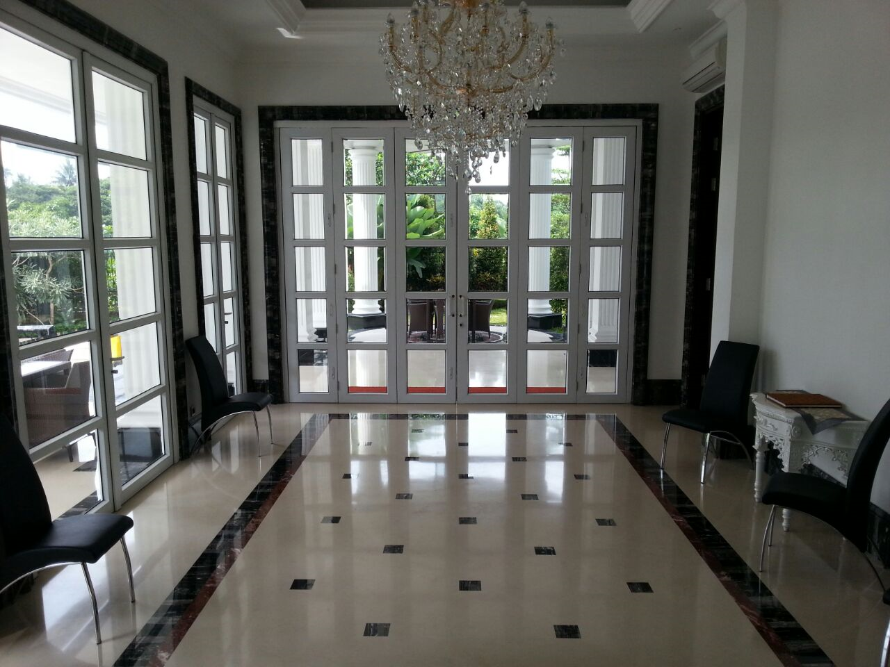 Dijual Rumah Mewah Fully Furnished, Lux, Marmer, Lokasi Cinere