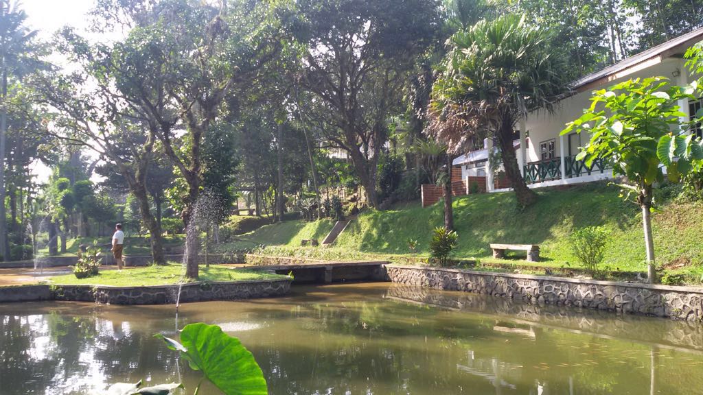Vila di Cibogo Megamendung, Ada Pendopo, Kolam Pemancingan, Ada Pondokan 2 KT, View Pegunungan