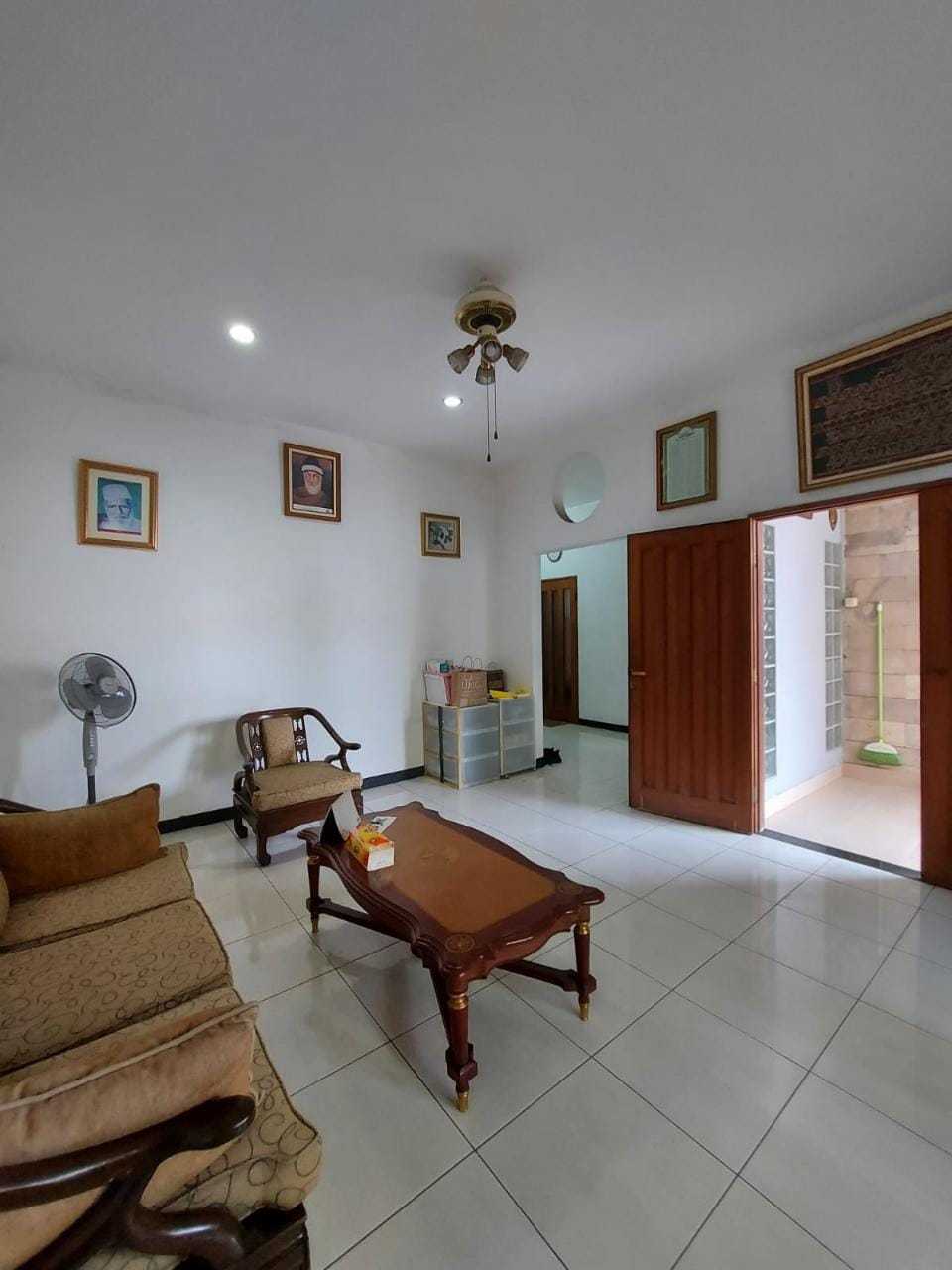 Rumah Dijual di Lebak Bulus, Harga Mendekati NJOP, Selangkah ke MRT Lebak Bulus