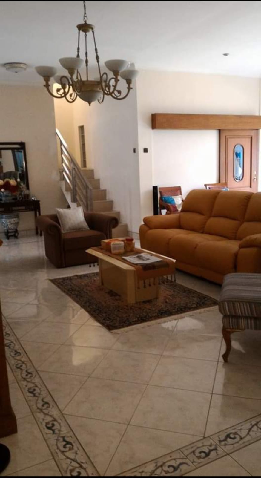 Dijual Rumah di Pondok Pinang, Dekat Pool Blue Bird Tanah Kusir