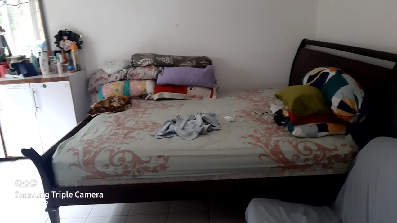 Rumah Dijual di Bintaro Sektor 3, Rumah 2 Lantai, Ada Backyard