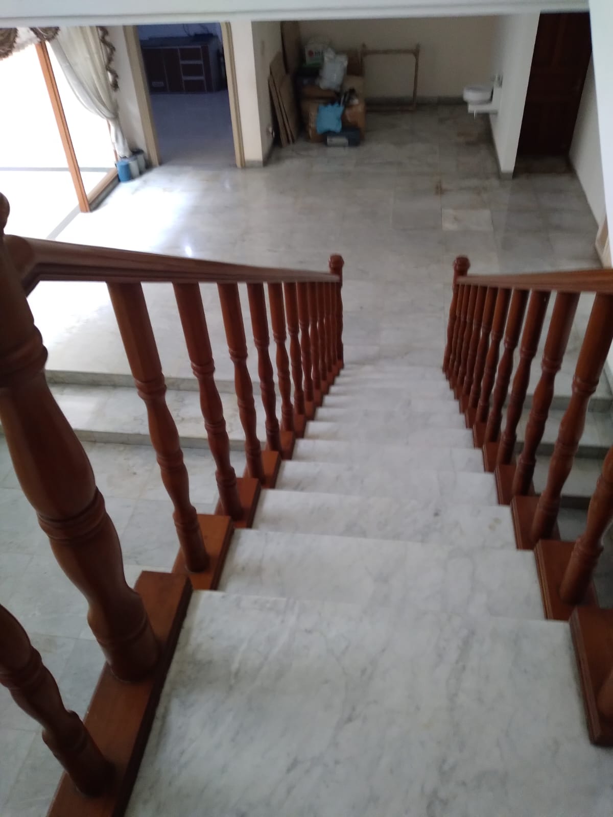Dijual Rumah 2 Lantai di Bona Indah Lebak Bulus