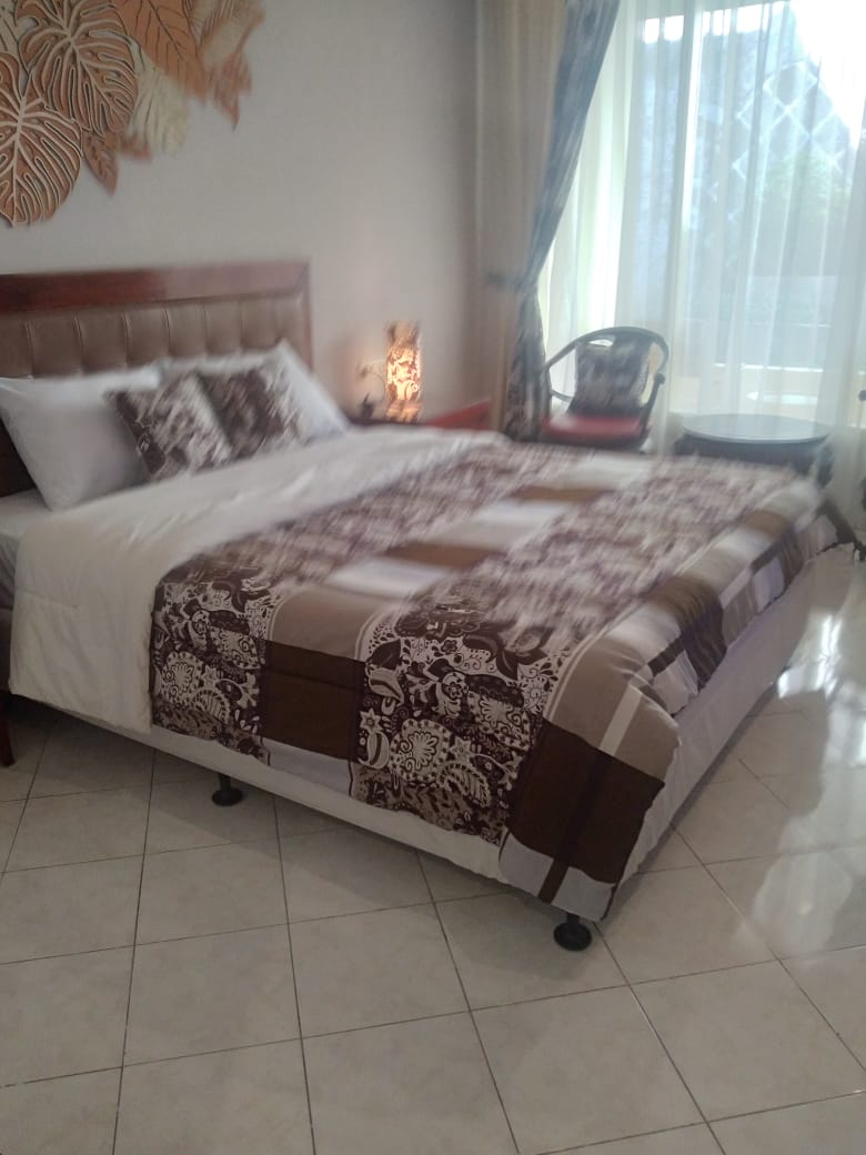 Dijual Rumah Kost, Guesthouse di Pejaten, Pasar Minggu, 2 Lantai